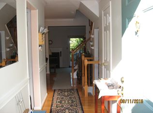 8054 Morning Meadow Ct, Alexandria, VA 22315