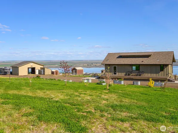 169 Banks Lake View Road #99115, Coulee City, WA 99115