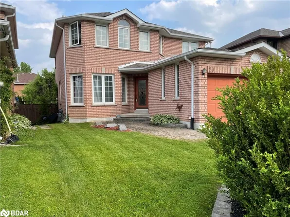 23 Nightingale Cres, Barrie, ON L4N 8A5