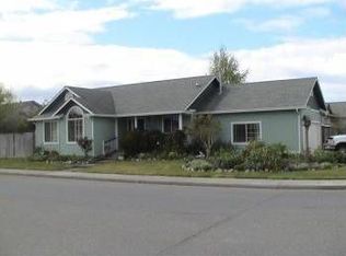 702 Springville Ave, Fortuna, CA 95540