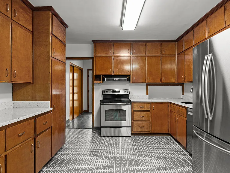 3026 Devonshire Dr — Photo 8