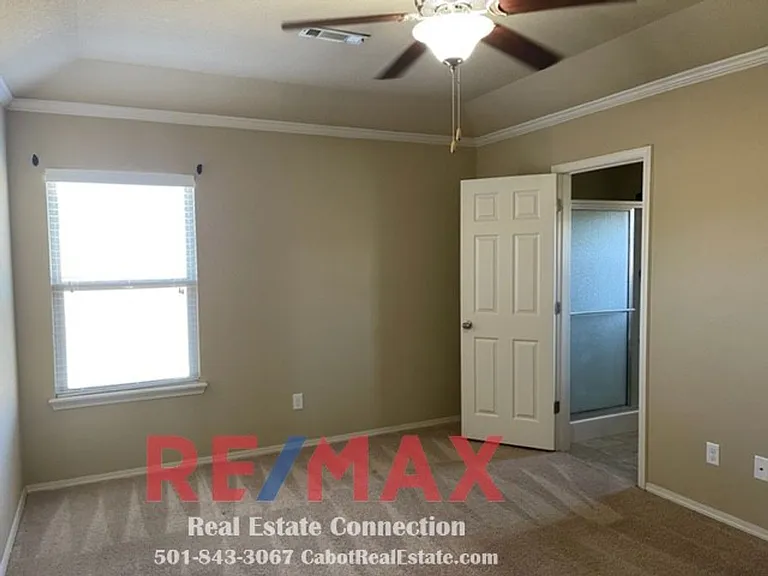 124 Brickyard Ct — Photo 8