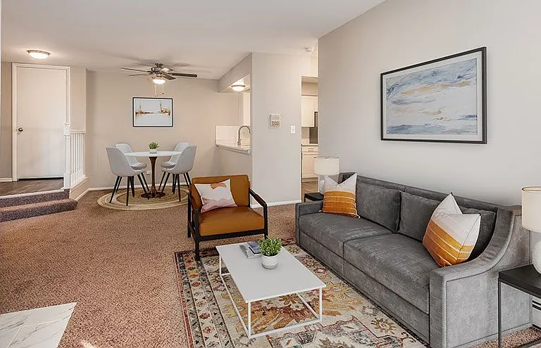Lakeside at Wheaton Apartments — Photo 7