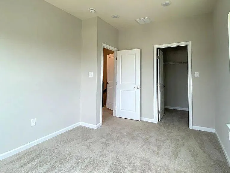 745 Quarry Point Rd — Photo 12