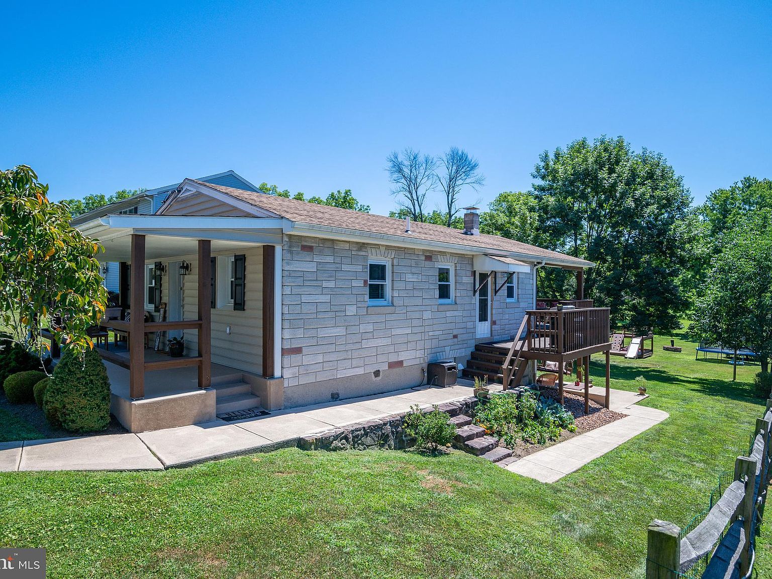 128 Park Ave, Shillington, PA 19607 Zillow