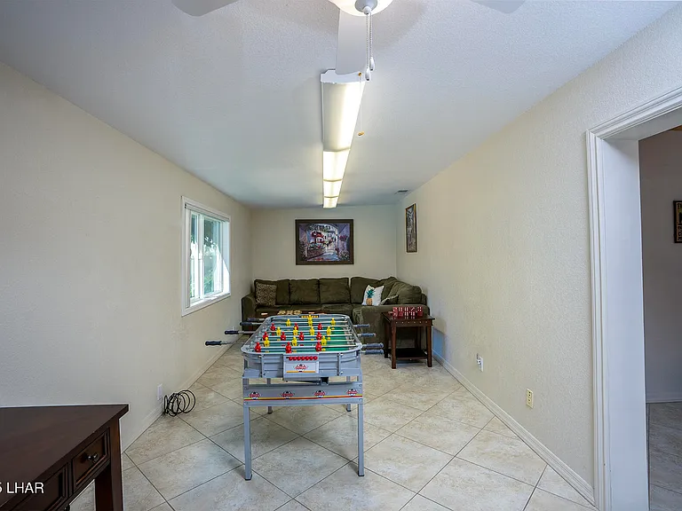 2906 Daytona Ave — Photo 27