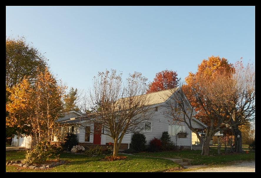 5 acres with great country home!