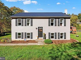 32 Creamery Rd, Pequea, PA 17565