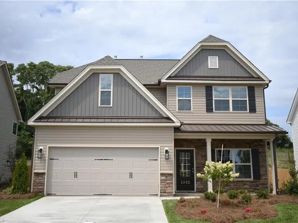 2932 Flat Rock Dr, Winston Salem, NC 27127