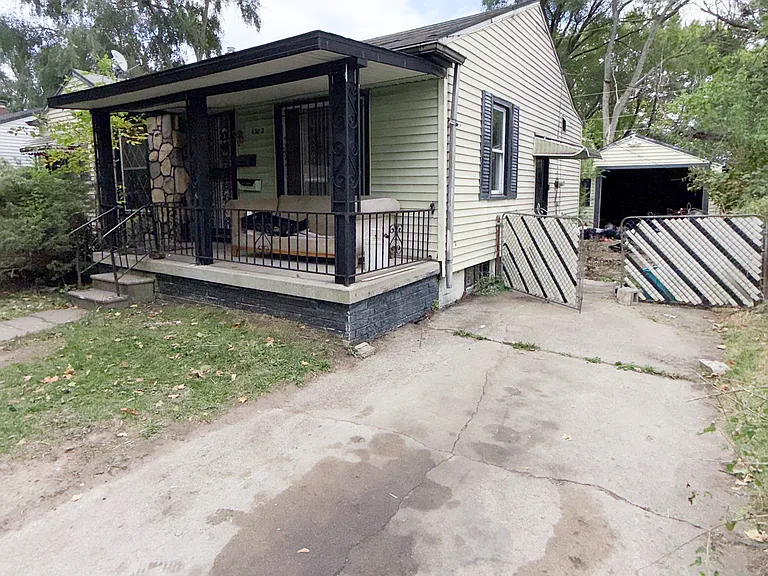4205 Greenlawn Dr — Photo 13