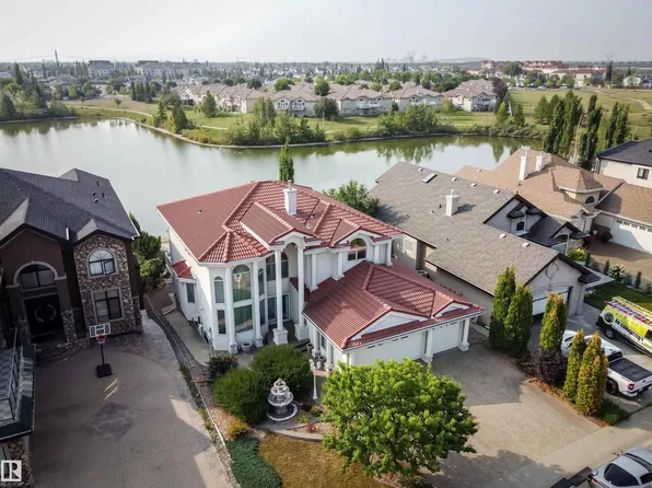 13527 158th Ave NW, Edmonton, AB T6V 1S3