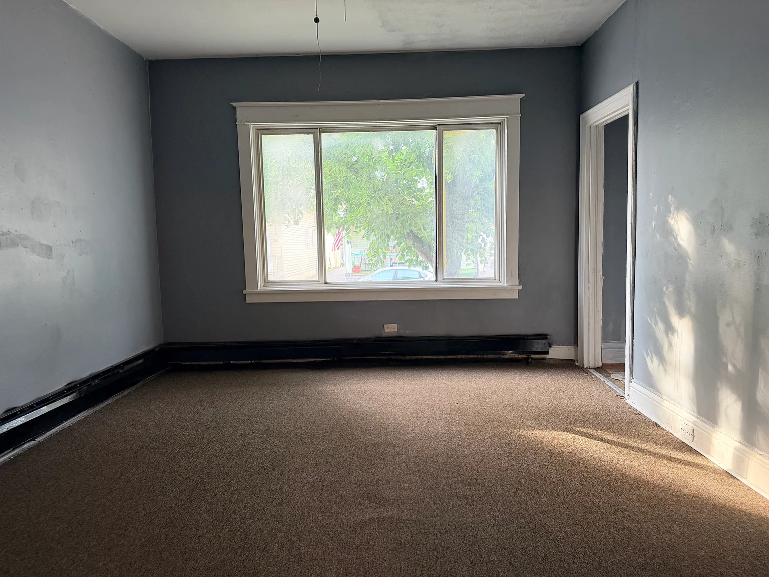 3 bed, 1360 sqft, $1,300 — Photo 4