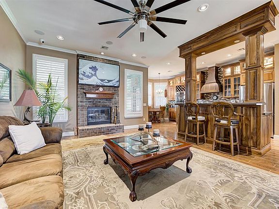 5th image of 3117 Brighton Pl