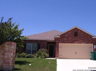 200 Fischer Dr, Boerne, TX 78006