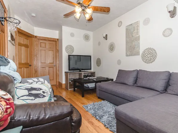 10 Phillips St #5A, Boston, MA 02114