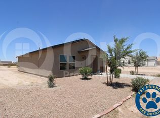 15458 S Overfield Rd, Arizona City, AZ 85123