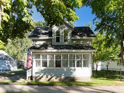 87 E 17th St, Holland, MI, 49423