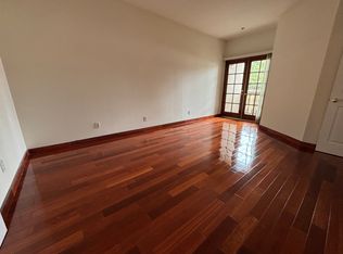 204-137 N Wetherly Dr, West Hollywood, CA 90069