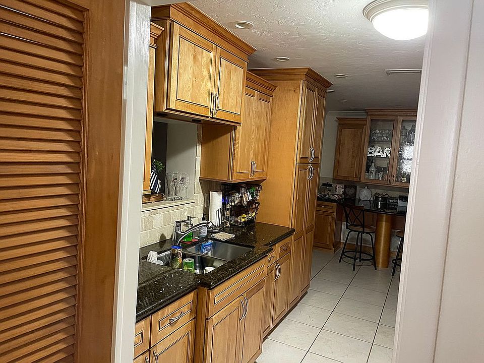 1st image of 9421 SW 51st Pl