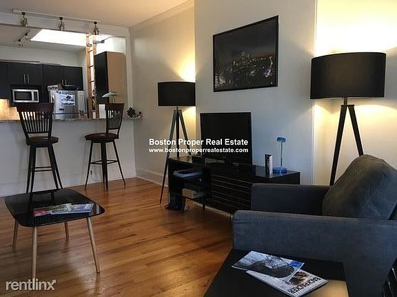 429 Beacon St. #4 Boston - Back Bay Unit Photo 5