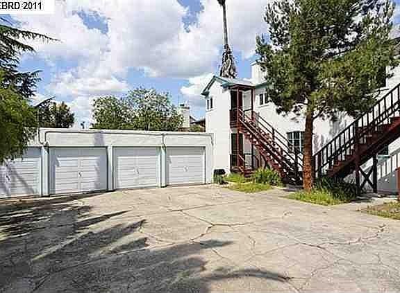 2nd image of 6331 Macarthur Blvd