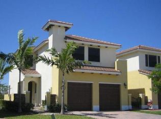 8868 SW 229th St, Cutler Bay, FL 33190