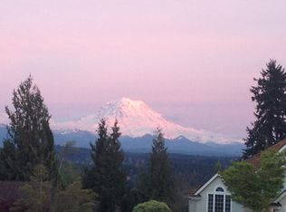 4301 Crystal Lane Loop SE, Puyallup, WA 98372