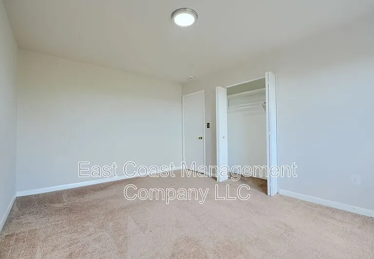 117 Talbott St — Photo 3