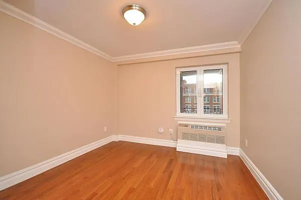 Rented by Astoria NY Condos | media 107