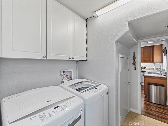 3rd image of 2818 Green River Rd Unit 103
