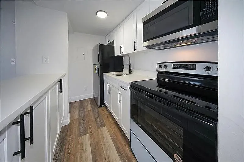 1000 NW 95th Ter #105