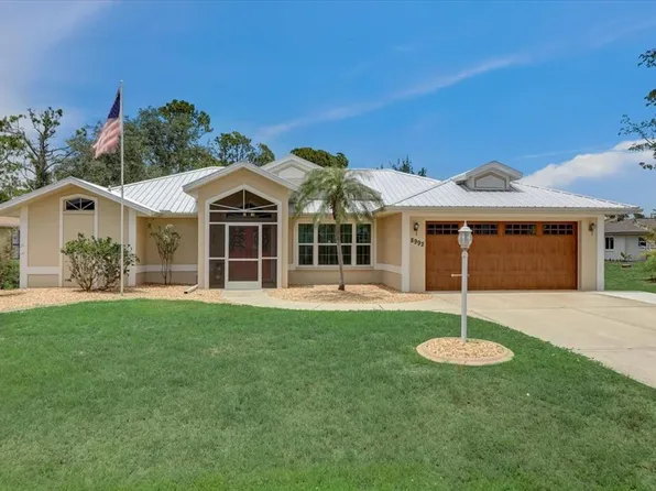 8992 Bantry Bay Blvd, Englewood, FL 34224