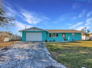 455 Palm Creek Dr, Englewood, FL 34223