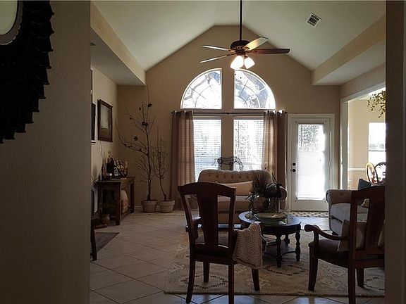 5th image of 4104 Kingsferry Dr