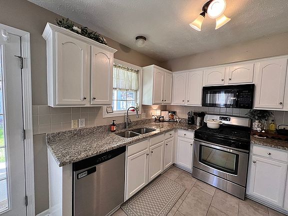 5th image of 101 Providence Rd