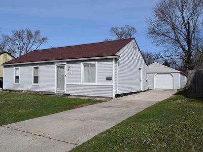 26710 Woodmont St, Roseville, MI, 48066