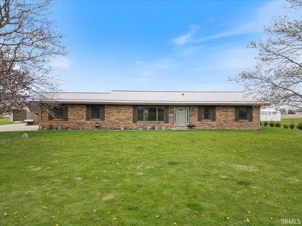 1689 E 550th Rd S, Peru, IN 46970