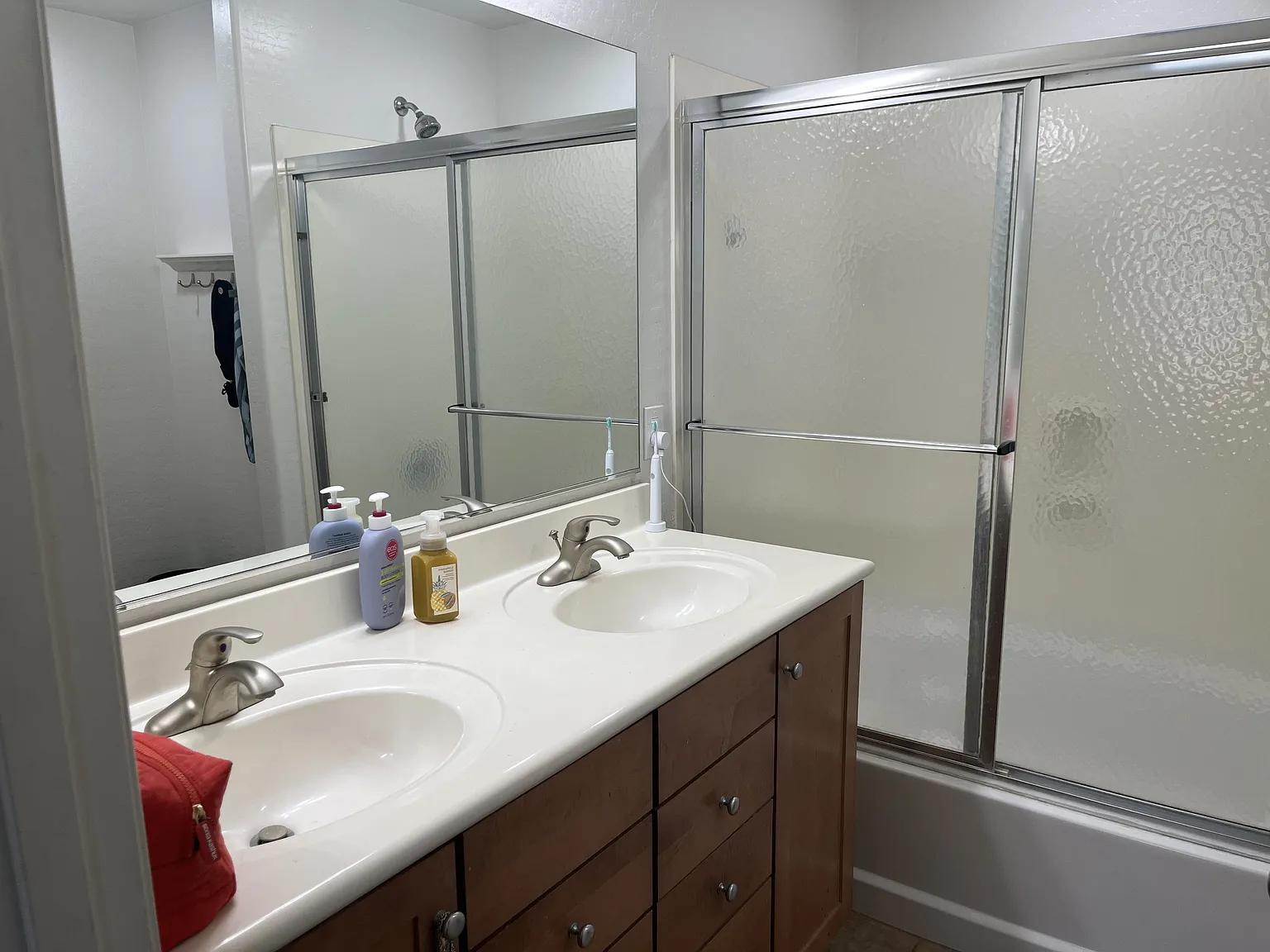 3 bed, 2.5 bath, 1535 sqft, $2,050 — Photo 3