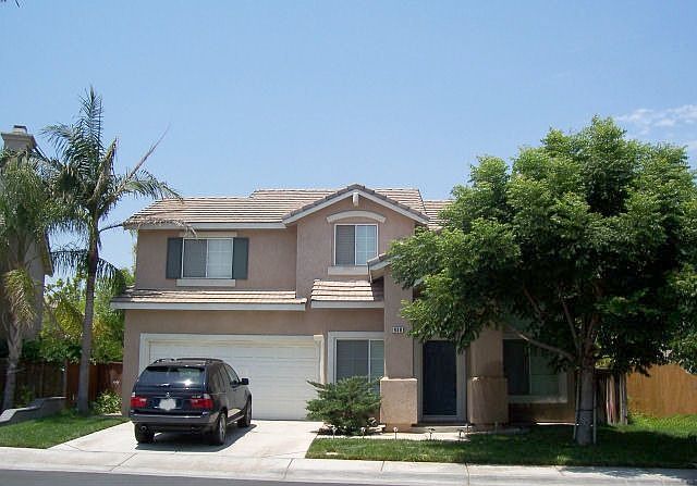 Spotless! 3 Bedrooms + Loft