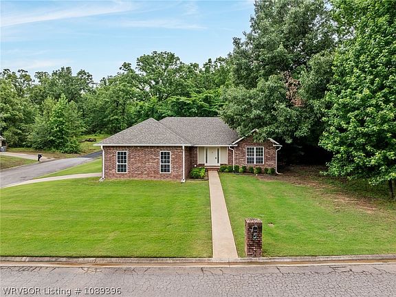 5th image of 1427 Christopher Dr