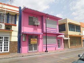 2nd image of 121 Calle Post S