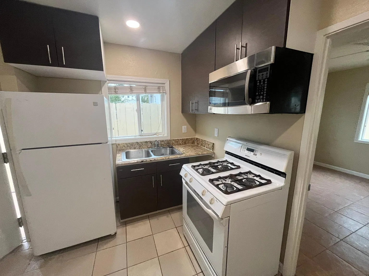 4870 Palm Ave — Photo 4