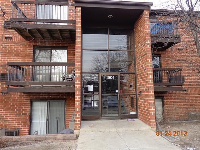 1st image of 1901 Country Dr APT 302