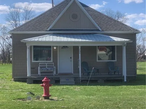 704 S Broadway St, Jamesport, MO 64648