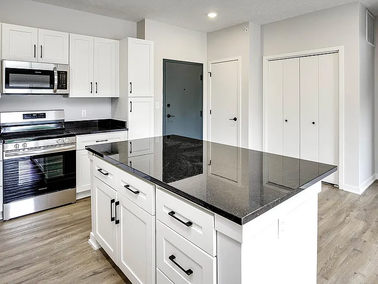 The Brink at Ridgeview — Photo 33