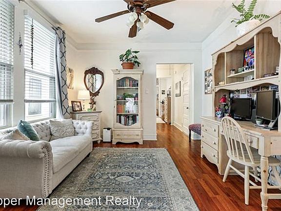 4th image of 221 N Murat St #223