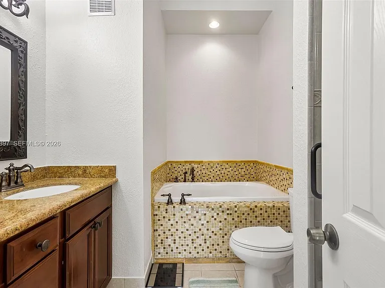 2731 S Parkview Dr — Photo 22
