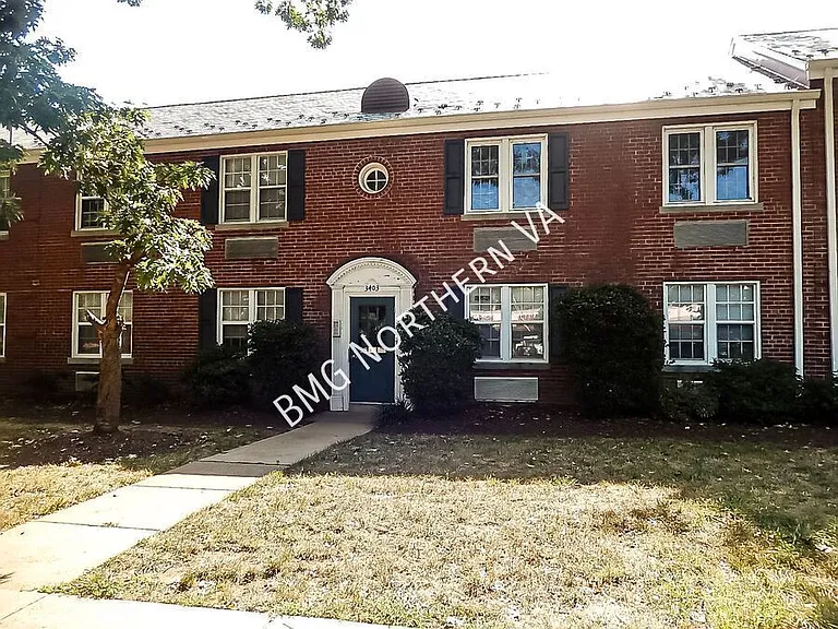 3403 Commonwealth Ave #B — Photo 1