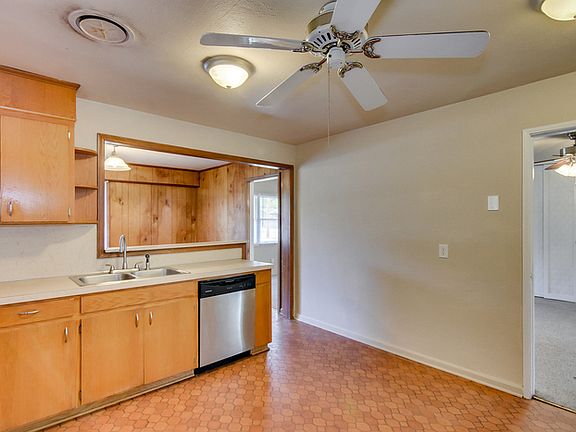 5th image of 2248 Darlington Dr
