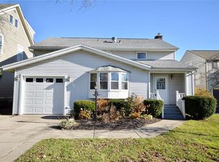 152 Roycroft Blvd, Amherst, NY 14226